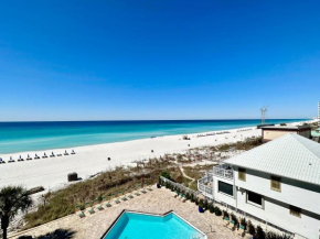 Pelican Walk 609